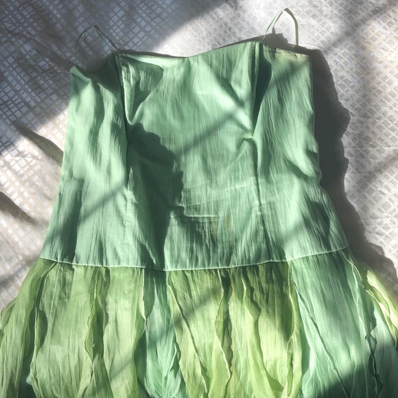 100% silk Tintoretto whimsical cocktail dress in layered greens - Picture 1 of 14